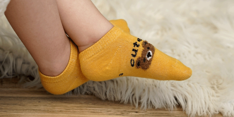 جوراب نوزادی